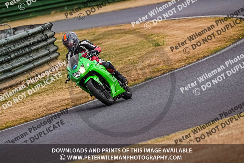 enduro digital images;event digital images;eventdigitalimages;mallory park;mallory park photographs;mallory park trackday;mallory park trackday photographs;no limits trackdays;peter wileman photography;racing digital images;trackday digital images;trackday photos